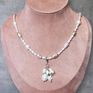 Aurora Naszyjnik z pereł i masy perłowej choker z  pereł z odpinaną zawieszką