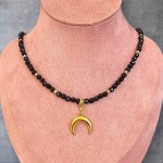 Lunarny szyk Naszyjnik z czarnego turmalinu z odpinaną zawieszką lunulą Naszyjnik  ochronny